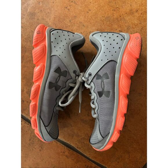 Under Armour Assert 6 - Picture 4 of 6